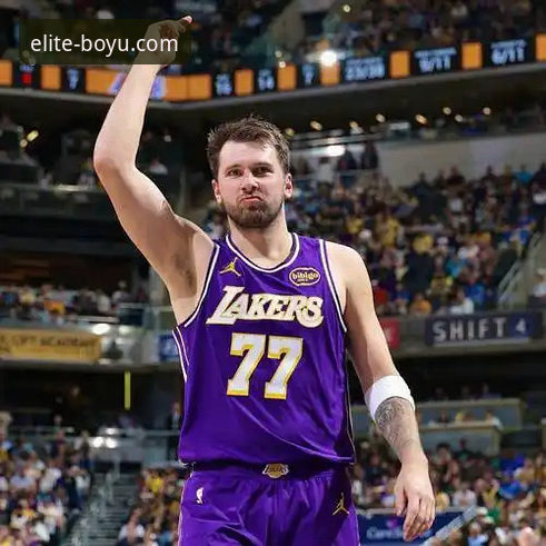 湖人客场险胜步行者，东契奇43分率队止颓，博鱼体育平台带来深度赛事解析